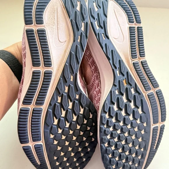 Women's Nike Zoom Pegasus 35 Running Shoes, Size 9.5 - Picture 8 of 8
